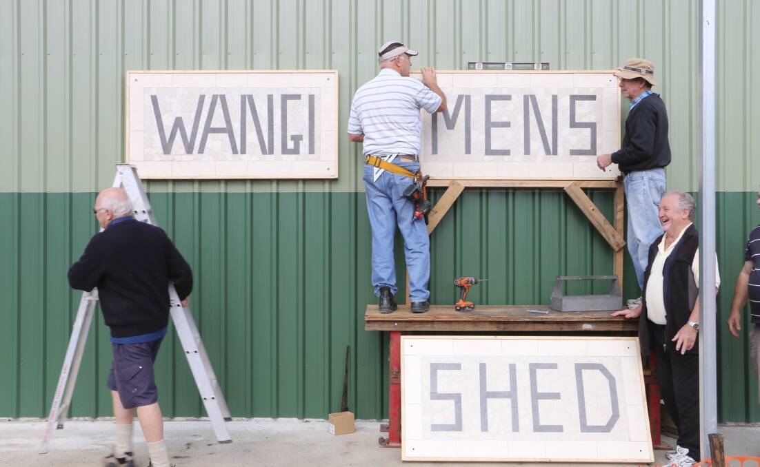 MEN AT WORK: Wangi Men's Shed will have solar panels installed, and will receive a new computer thanks to some federal funding. Picture: David Stewart