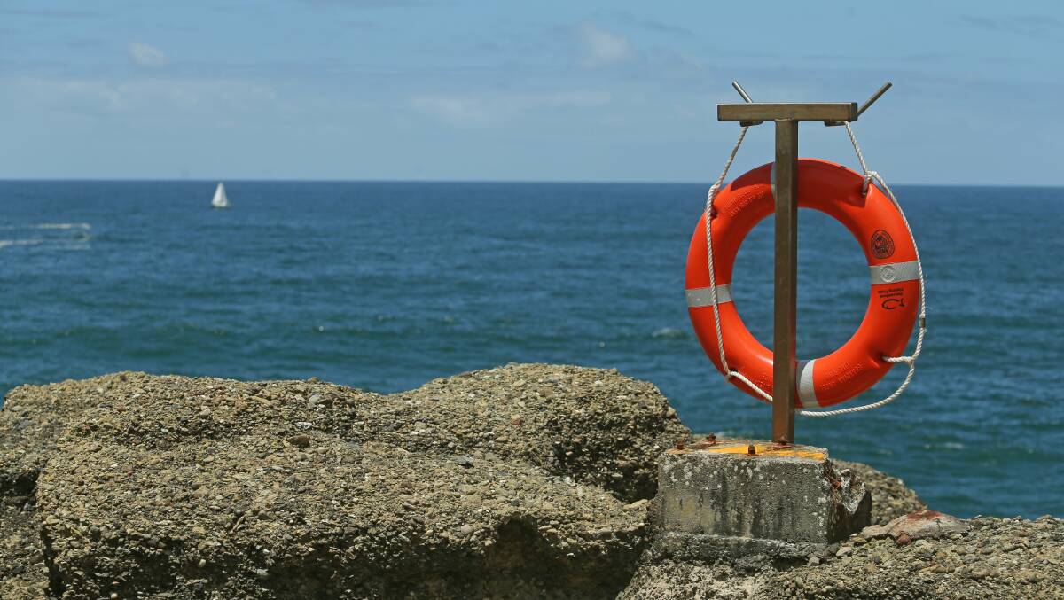 LIFE SAVER: A life ring at Snapper Point. Picture: Marina Neil.