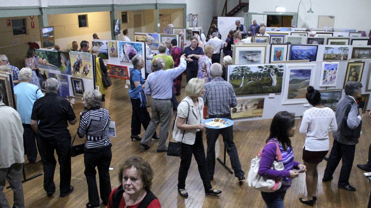 ART HOUSE: Morisset Memorial Hall will again be a hive of activity when Art Lovers Movement of Cooranbong hosts its annual exhibition and sale next month. Picture: David Stewart