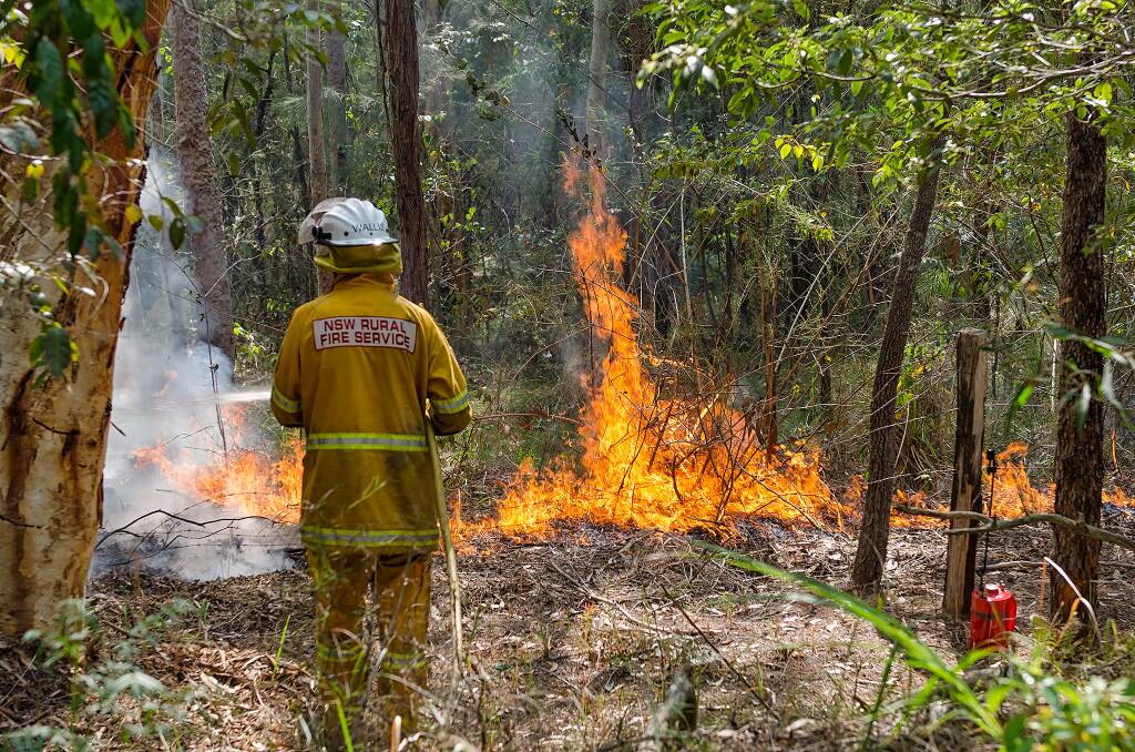 GETTING READY: Local Rural Fire Service personnel joined forces for a major hazard reduction burn at Eraring on Sunday. Picture: Chris VanderSchaaf
