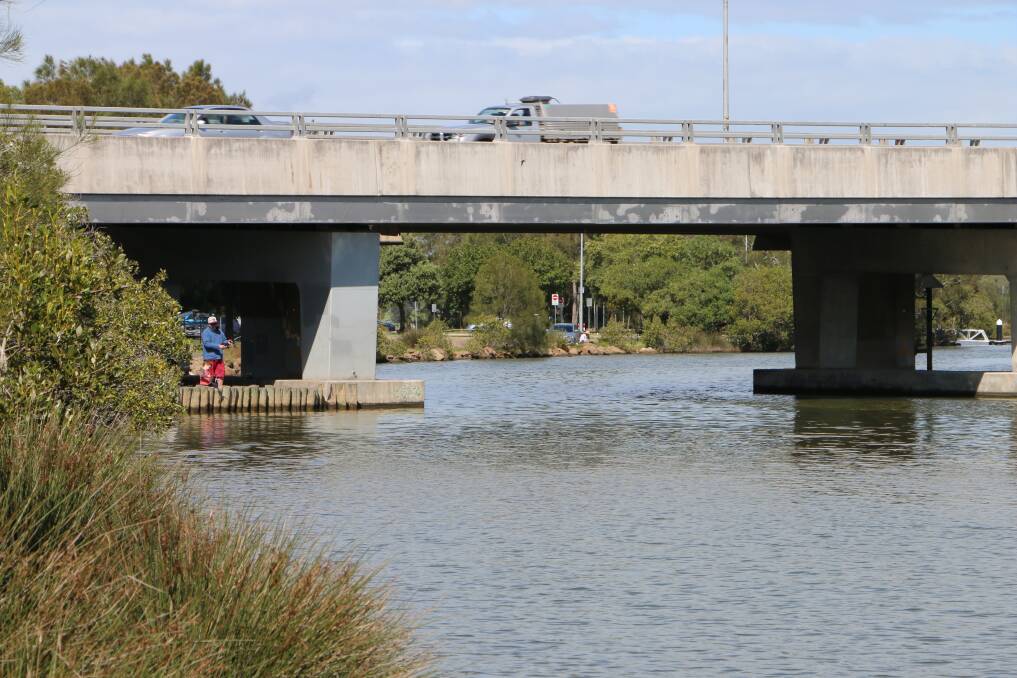 LIFE EXTENSION: Work on Cockle Creek Bridge won't affect boaters. Picture: David Stewart