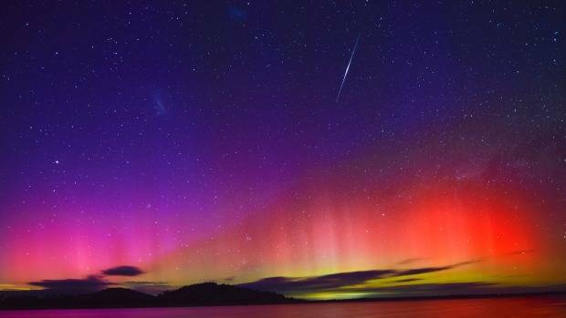 A stunning picture of Aurora Australis captured at Cairn Curran Reservoir in central Victoria by Bendigo photographer Noni Hyett.