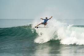 Eden Hasson takes to the air during the ISA World Junior Championships in El Salvador. Picture by Pablo Jimenez, ISA