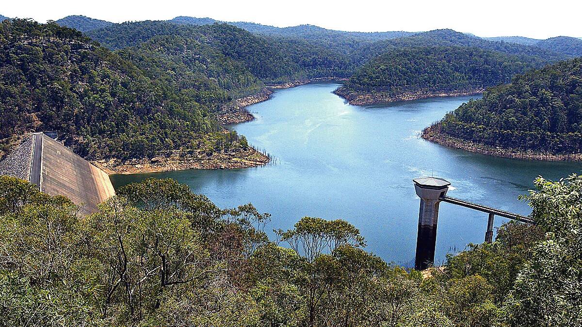 NEW HIGH: Mangrove Creek Dam pictured in 2006 when water storage was at just 26 per cent of capacity. This week, water storage levels surged to 73 per cent of capacity. Picture: Robert Pearce