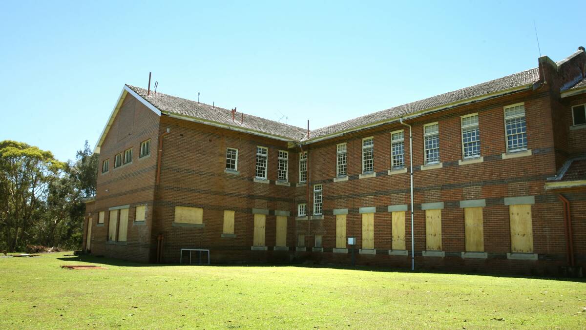 HERITAGE LISTED: Labor's Jo Smith has concerns about Morisset Hospital which aren't shared by Scot MacDonald and MP Greg Piper.
