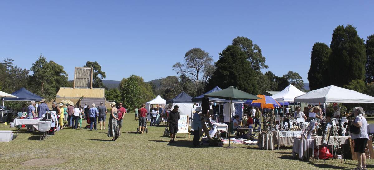 BAG BARGAINS: Go exploring at the family-friendly Morisset Monthly Markets on Freemans Drive on Sunday, November 24. Picture: Supplied.
