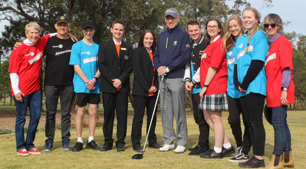 COLLECTIVE DRIVE: Rotary members, school leaders, student representatives and golf stars were all on hand at the Morisset Country Club event.